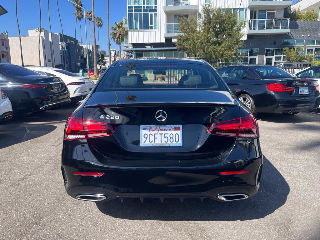 Used 2022 Mercedes-Benz A 220 w/ AMG Line image 4