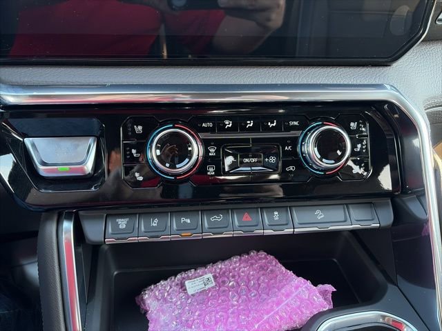 New 2026 GMC Sierra 2500 Denali w/ Denali Reserve Package image 23