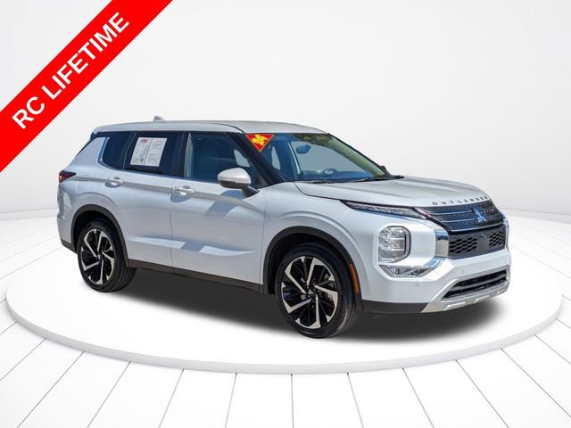 Used 2024 Mitsubishi Outlander SE FWD video 2