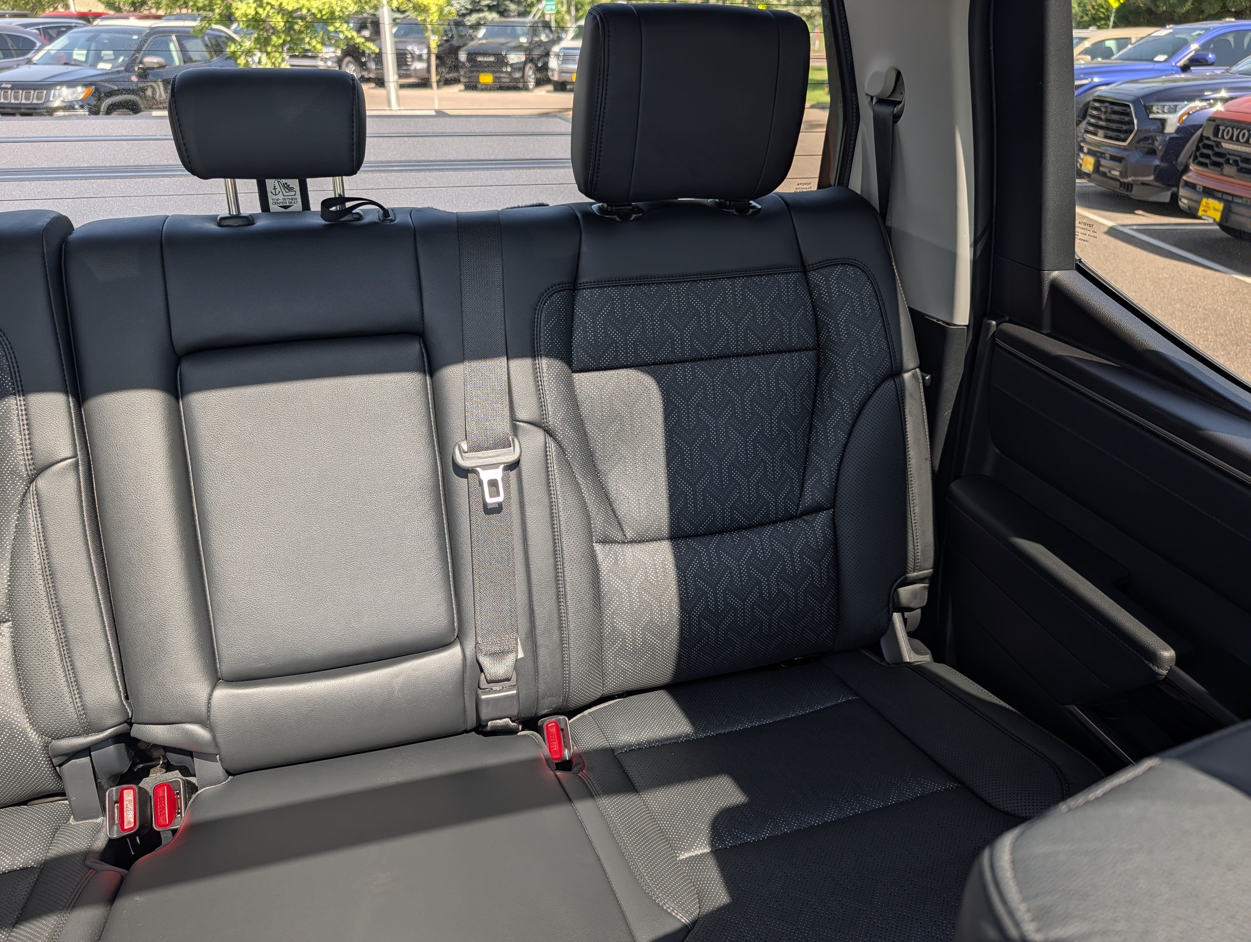 Used 2024 Toyota Tundra Limited AWD/4WD image 14
