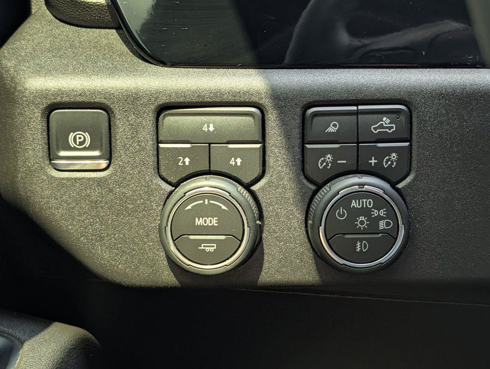 Used 2026 Chevrolet Silverado 2500 LT w/ Safety Package AWD/4WD image 28