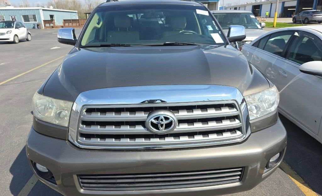 Used 2008 Toyota Sequoia Limited image 2