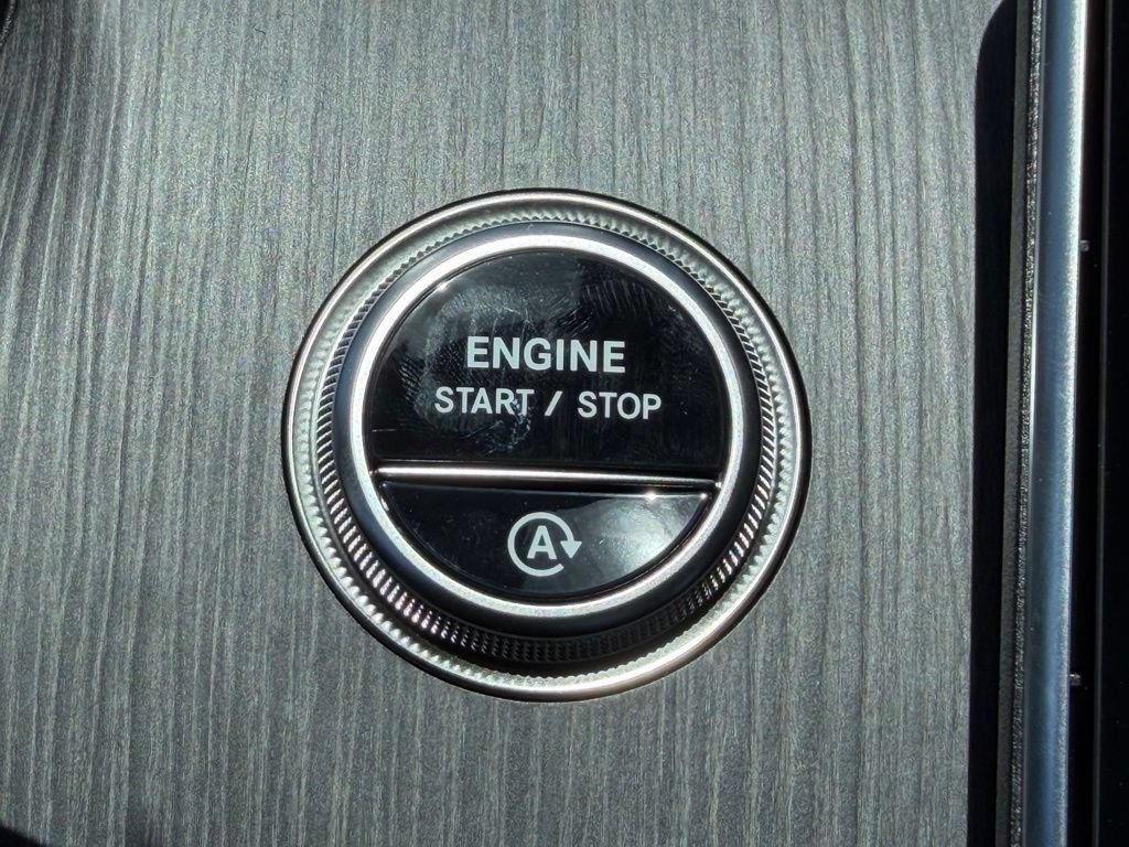 New 2026 Mercedes-Benz C 300 4MATIC Sedan image 24