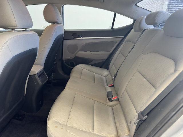 Used 2017 Hyundai Elantra SE FWD image 20