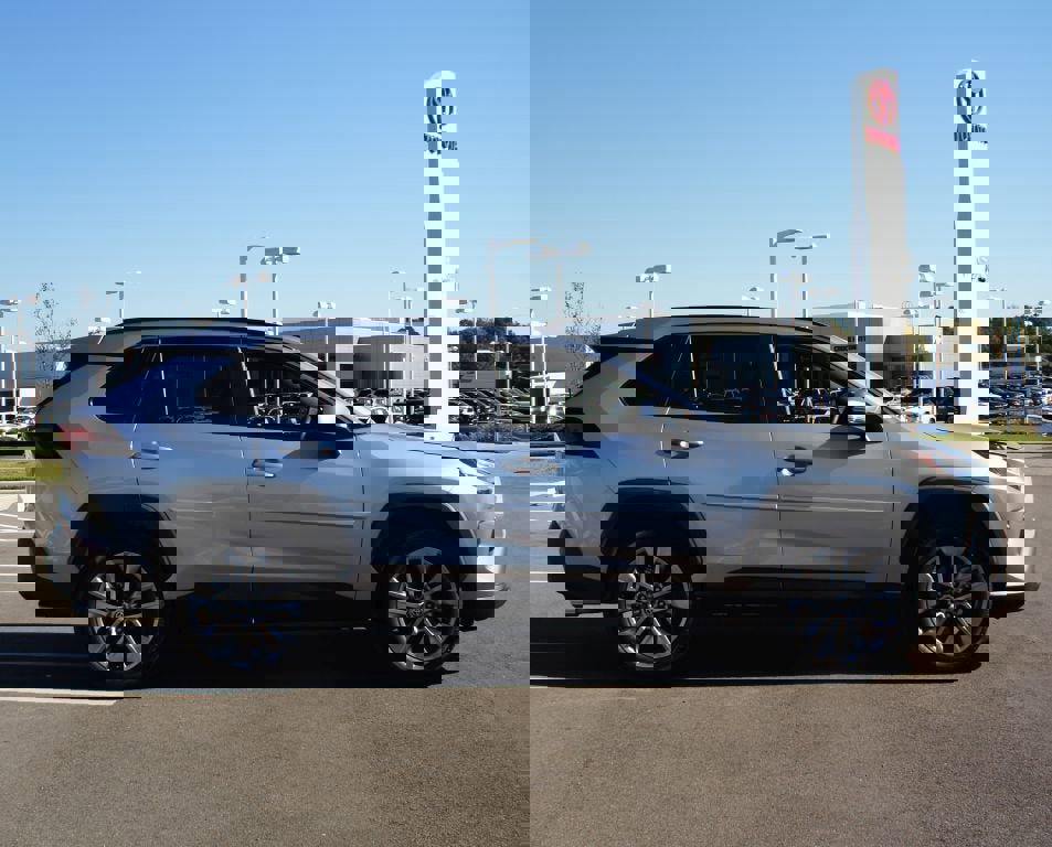 Used 2025 Toyota RAV4 XLE Premium image 21