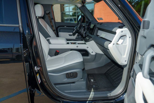 Used 2025 Land Rover Defender 110 S AWD/4WD image 25