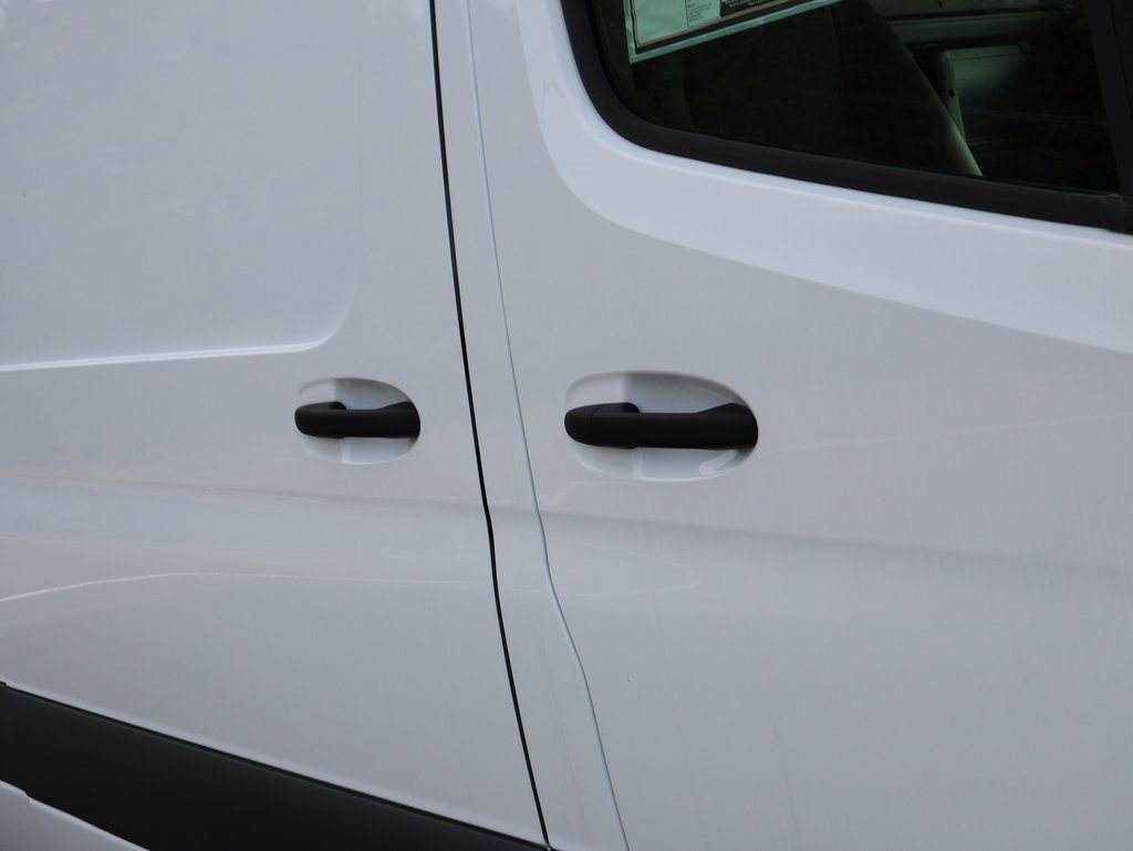 Used 2024 Mercedes-Benz Sprinter 3500 image 8