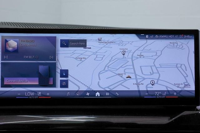 Used 2025 BMW i5 xDrive40 w/ Premium Package image 22