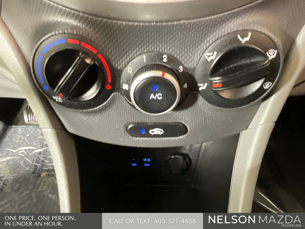 Used 2014 Hyundai Accent GS FWD image 33