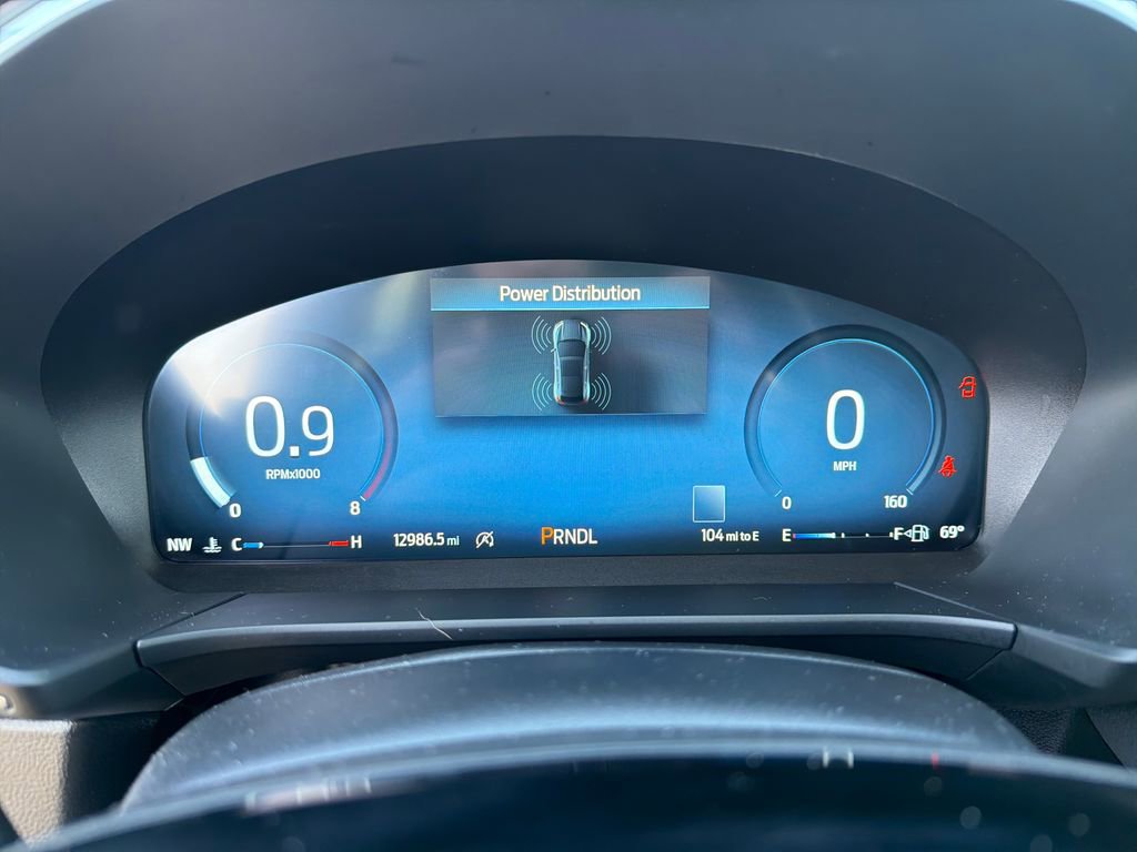 Used 2025 Ford Escape Platinum image 15