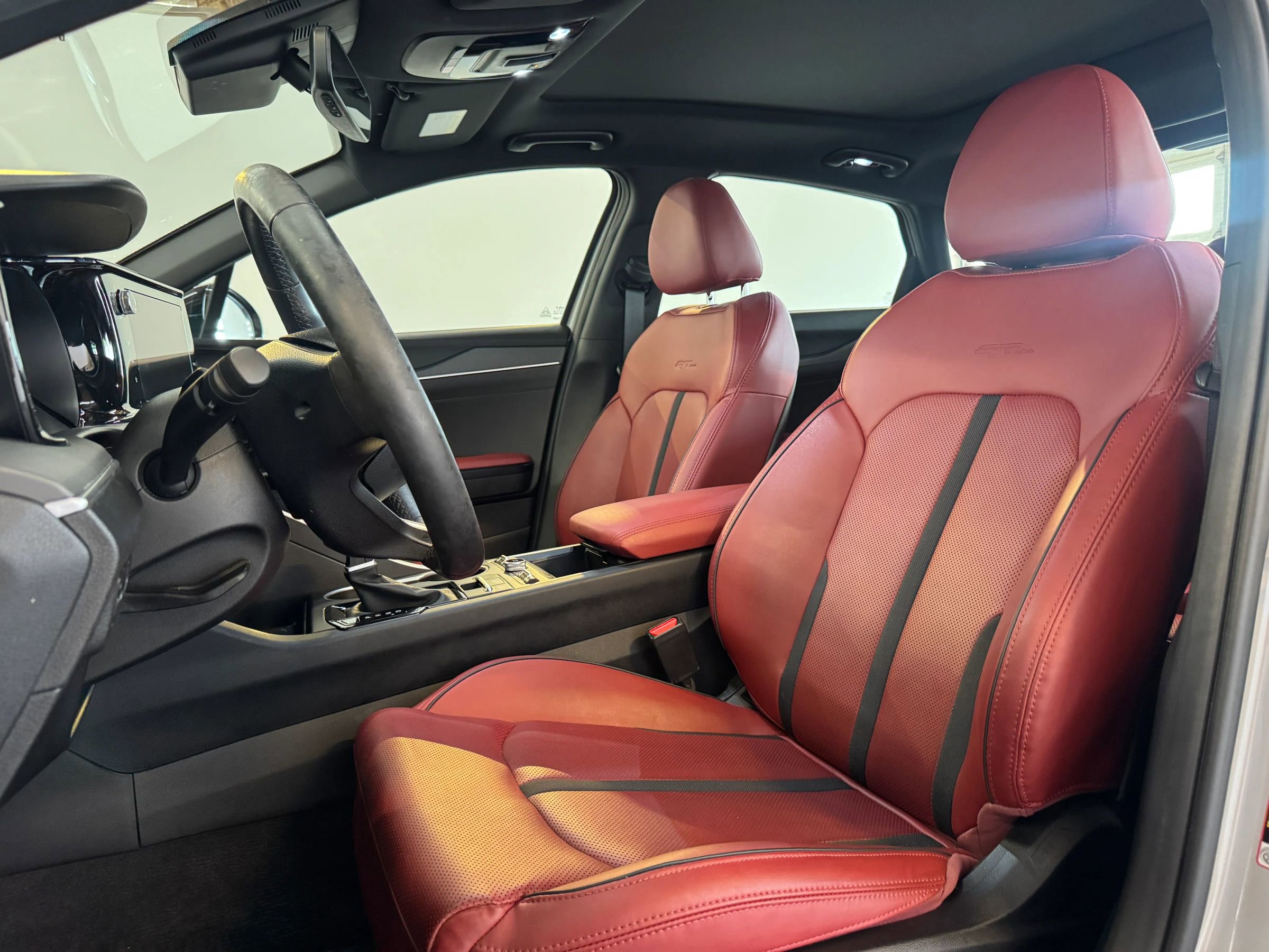 Used 2023 Kia K5 GT-Line image 14