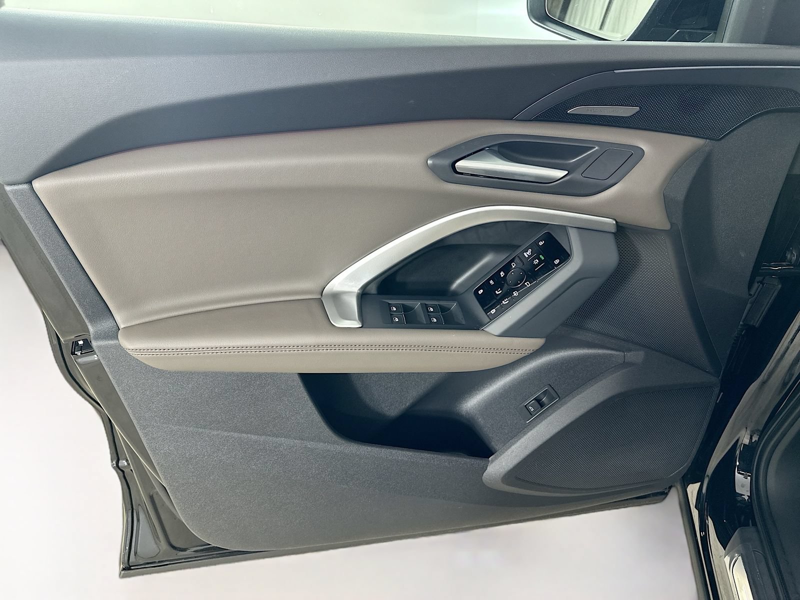 New 2026 Audi Q5 Premium AWD/4WD image 17