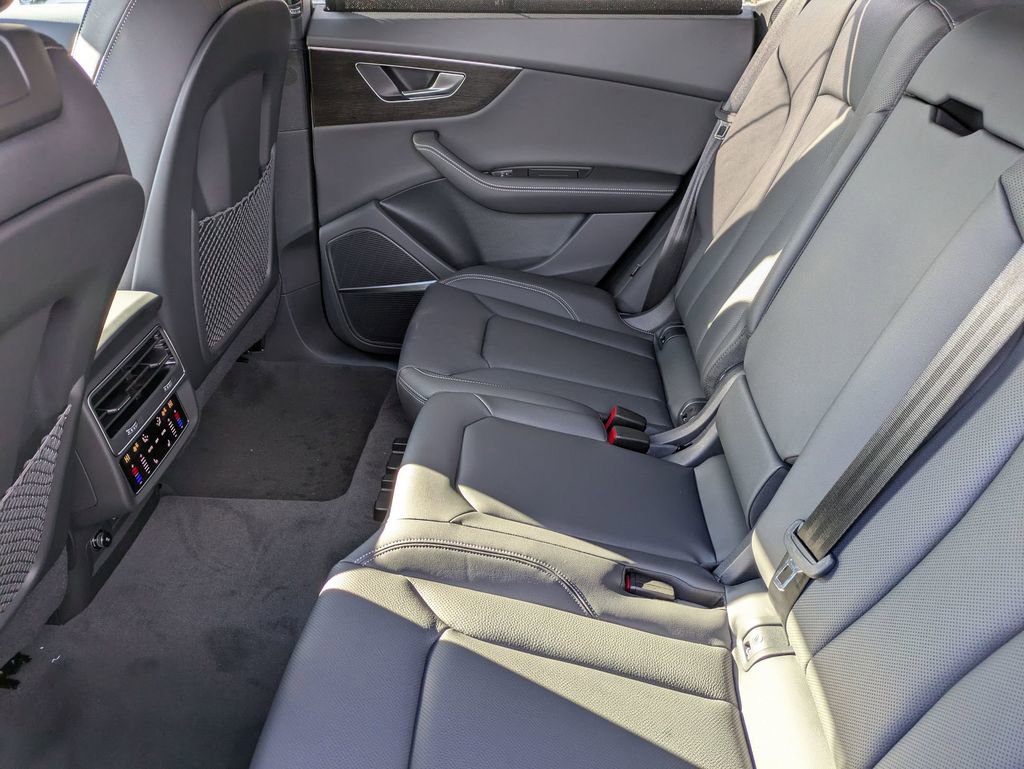 New 2026 Audi Q8 Premium Plus AWD/4WD image 30