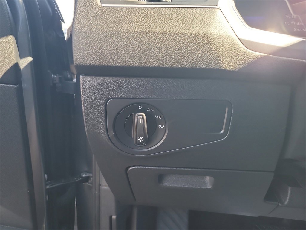 Used 2024 Volkswagen Tiguan S image 16