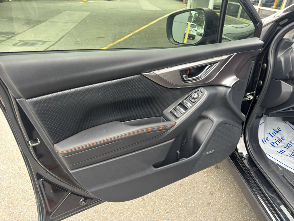 Used 2022 Subaru Crosstrek 2.5i Limited w/ Moonroof Package 2 AWD/4WD image 6