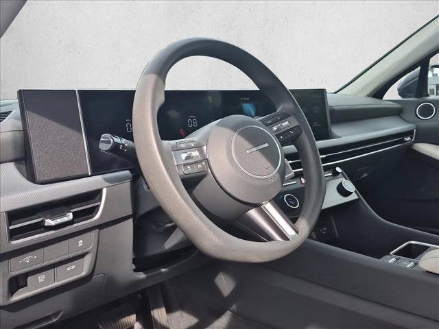 Used 2025 Hyundai Sonata SEL FWD image 10