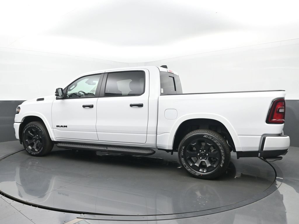 New 2026 RAM 1500 4x4 Crew Cab image 3