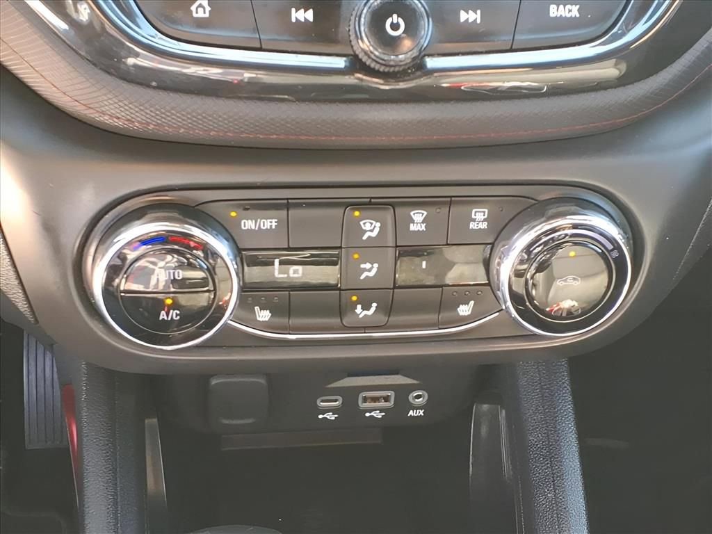 Used 2021 Chevrolet TrailBlazer RS w/ Technology Package image 18