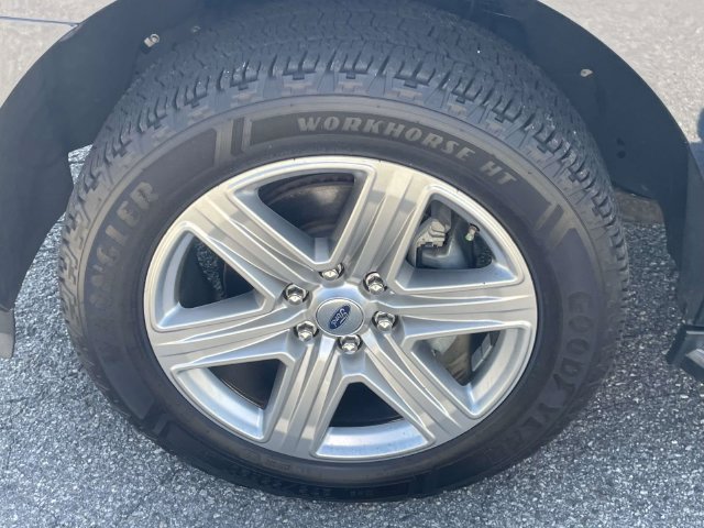 Used 2021 Ford Expedition XLT RWD image 11