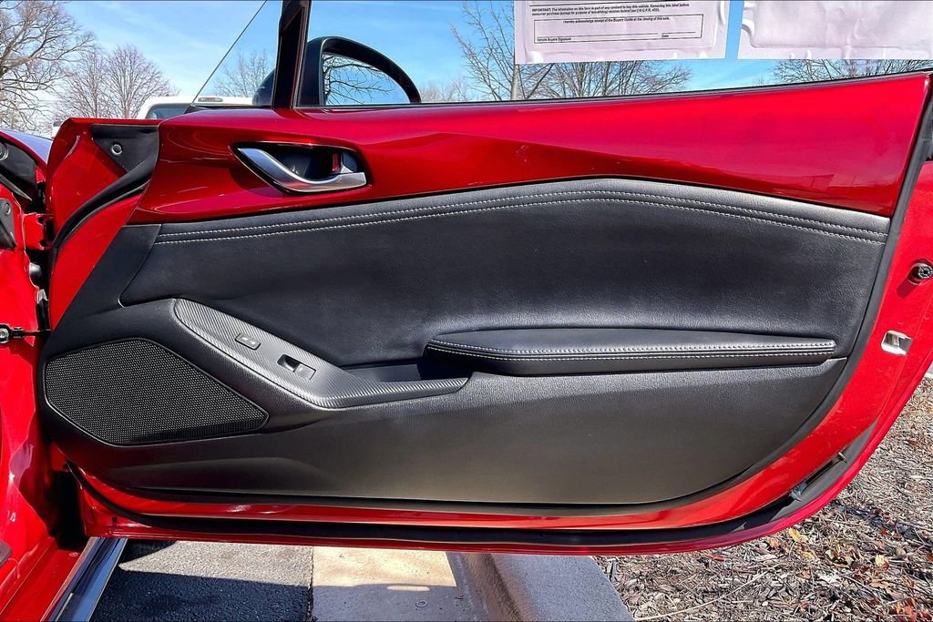 Certified 2025 MAZDA MX-5 Miata RF Club image 21