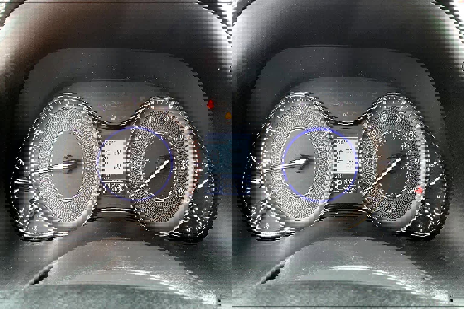 Used 2015 INFINITI QX80 w/ Deluxe Technology Package image 25