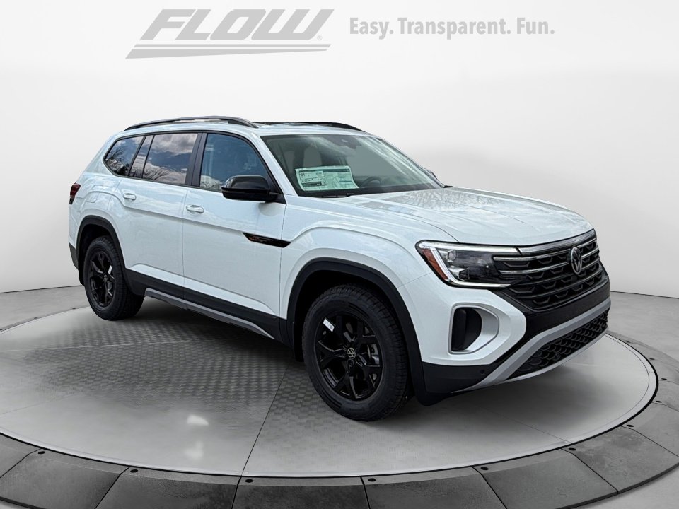 New 2026 Volkswagen Atlas Peak Edition