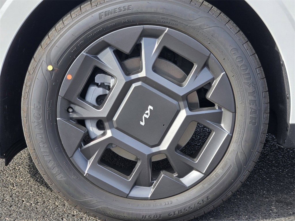 New 2026 Kia Carnival SX image 7