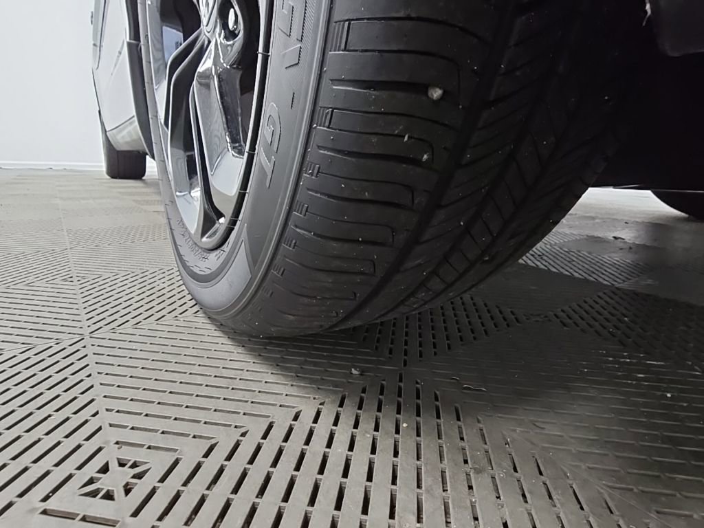 Used 2025 Honda Accord SE image 45