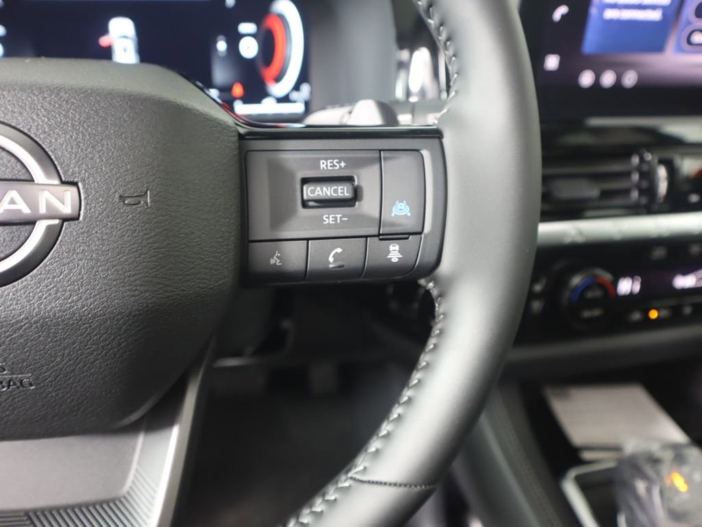 New 2026 Nissan Pathfinder Platinum w/ Cargo Package AWD/4WD image 13