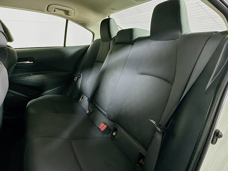 Used 2020 Toyota Corolla LE FWD image 20
