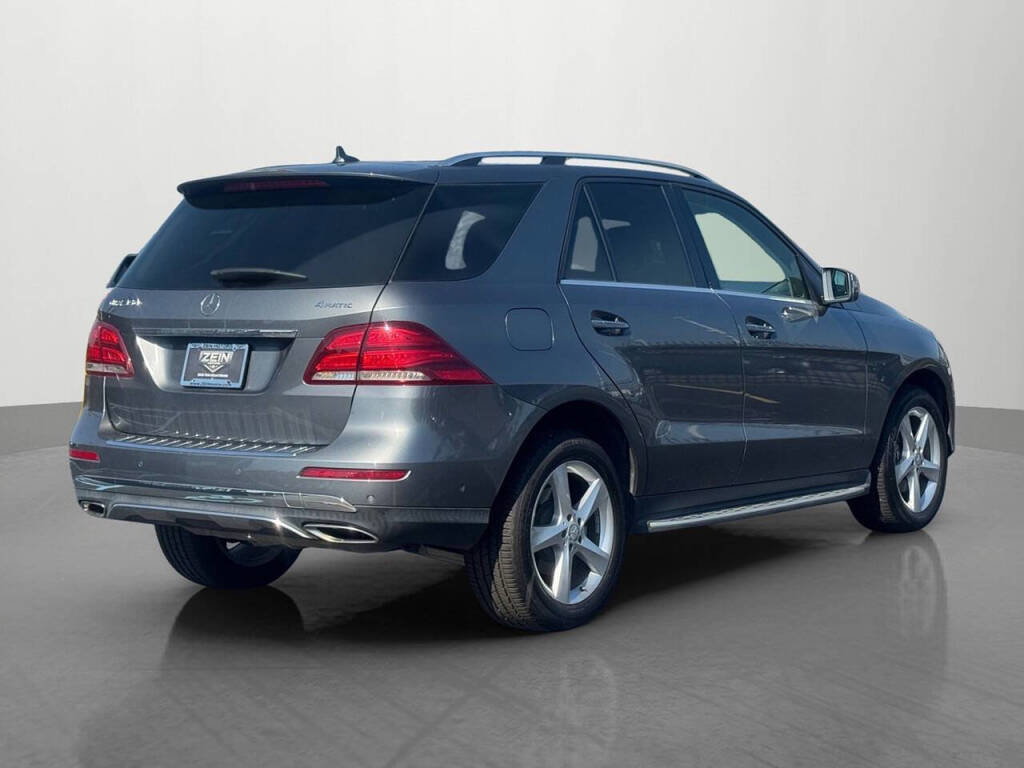 Used 2017 Mercedes-Benz GLE 350 4MATIC image 2