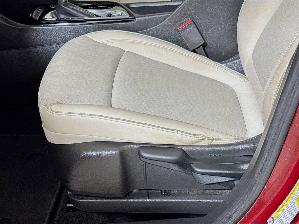 Used 2024 Buick Encore GX Preferred FWD image 16