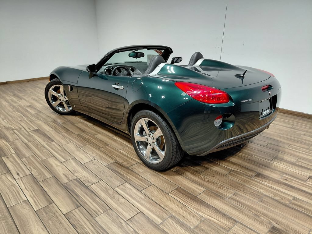 Used 2007 Pontiac Solstice Convertible w/ Premium Package RWD image 23