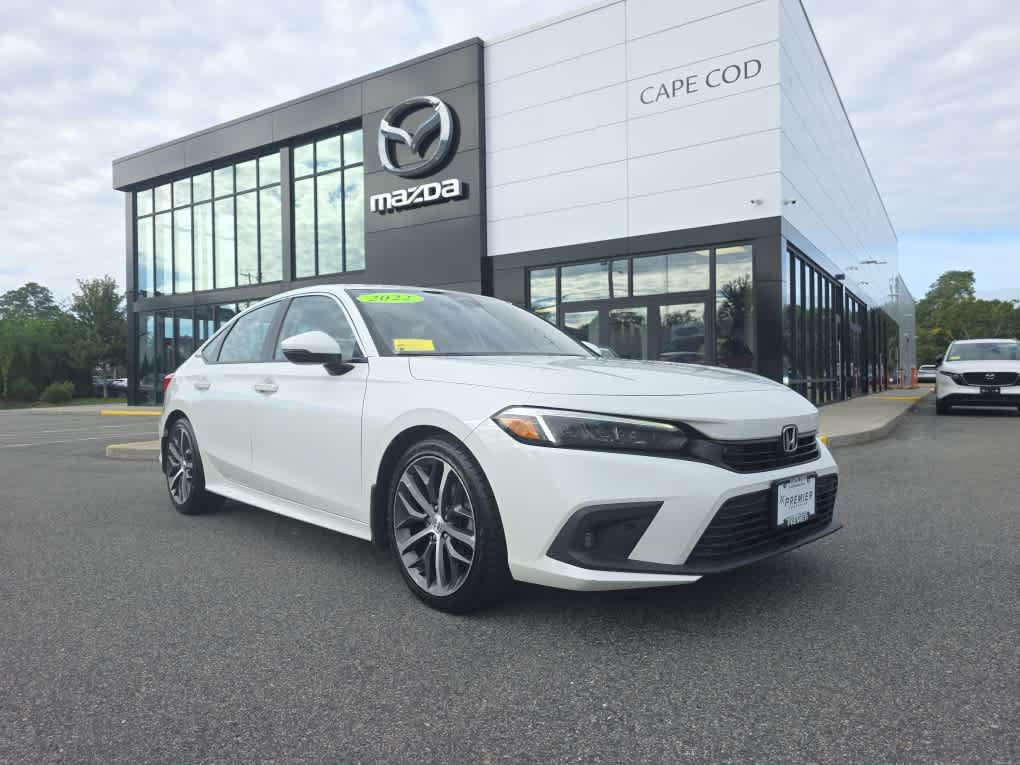 Used 2022 Honda Civic Touring image 2