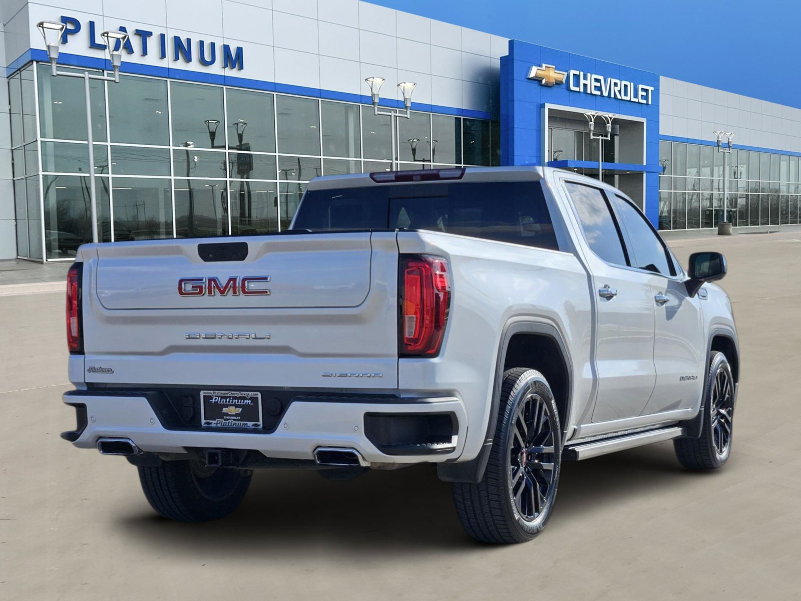 Certified 2019 GMC Sierra 1500 Denali w/ Denali Ultimate Package AWD/4WD image 5