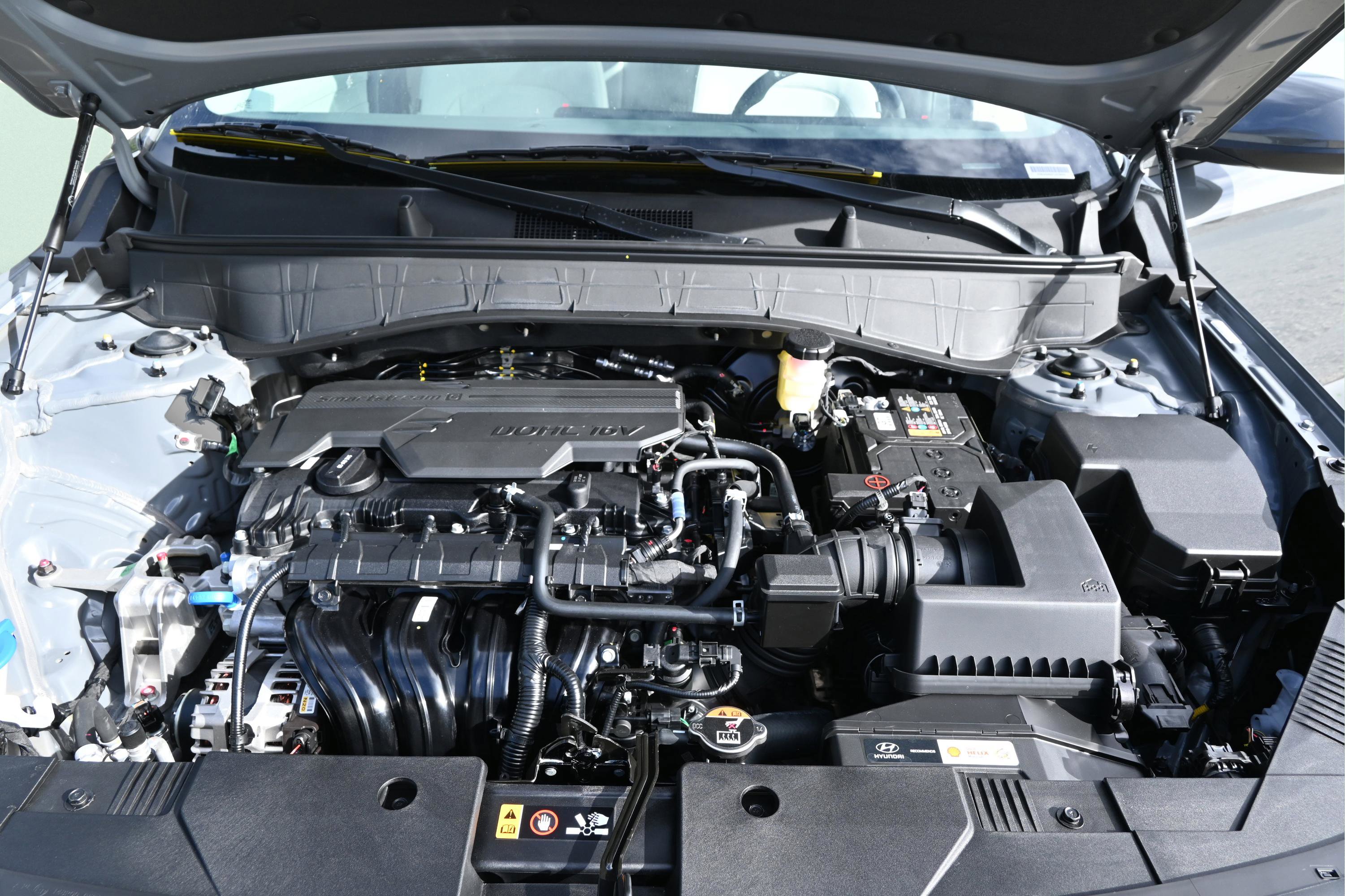 New 2026 Hyundai Kona SE image 13