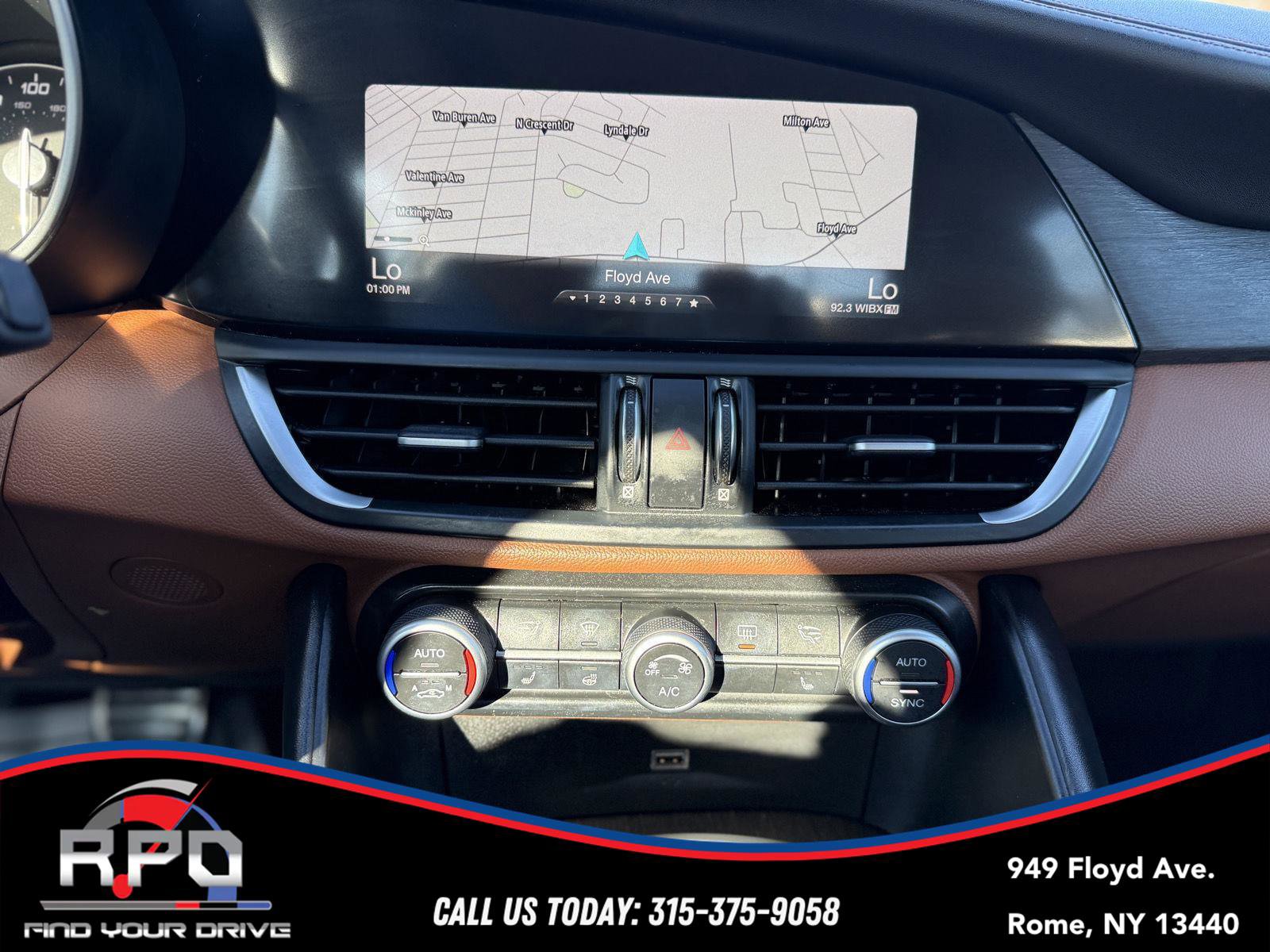 Used 2019 Alfa Romeo Giulia Ti w/ Quick Order Package 22X Lusso image 25