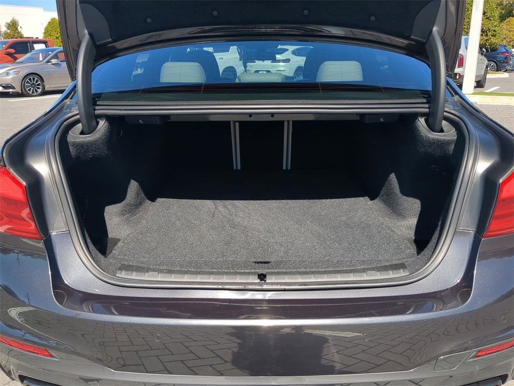 Used 2018 BMW M550i xDrive image 14