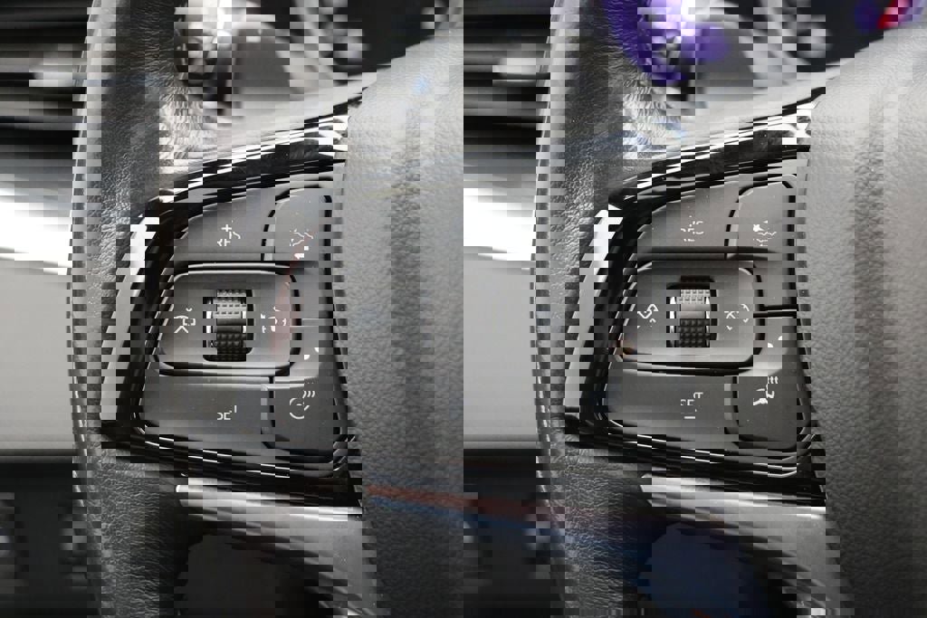 Used 2023 Buick Enclave Essence w/ Experience Buick Package image 20