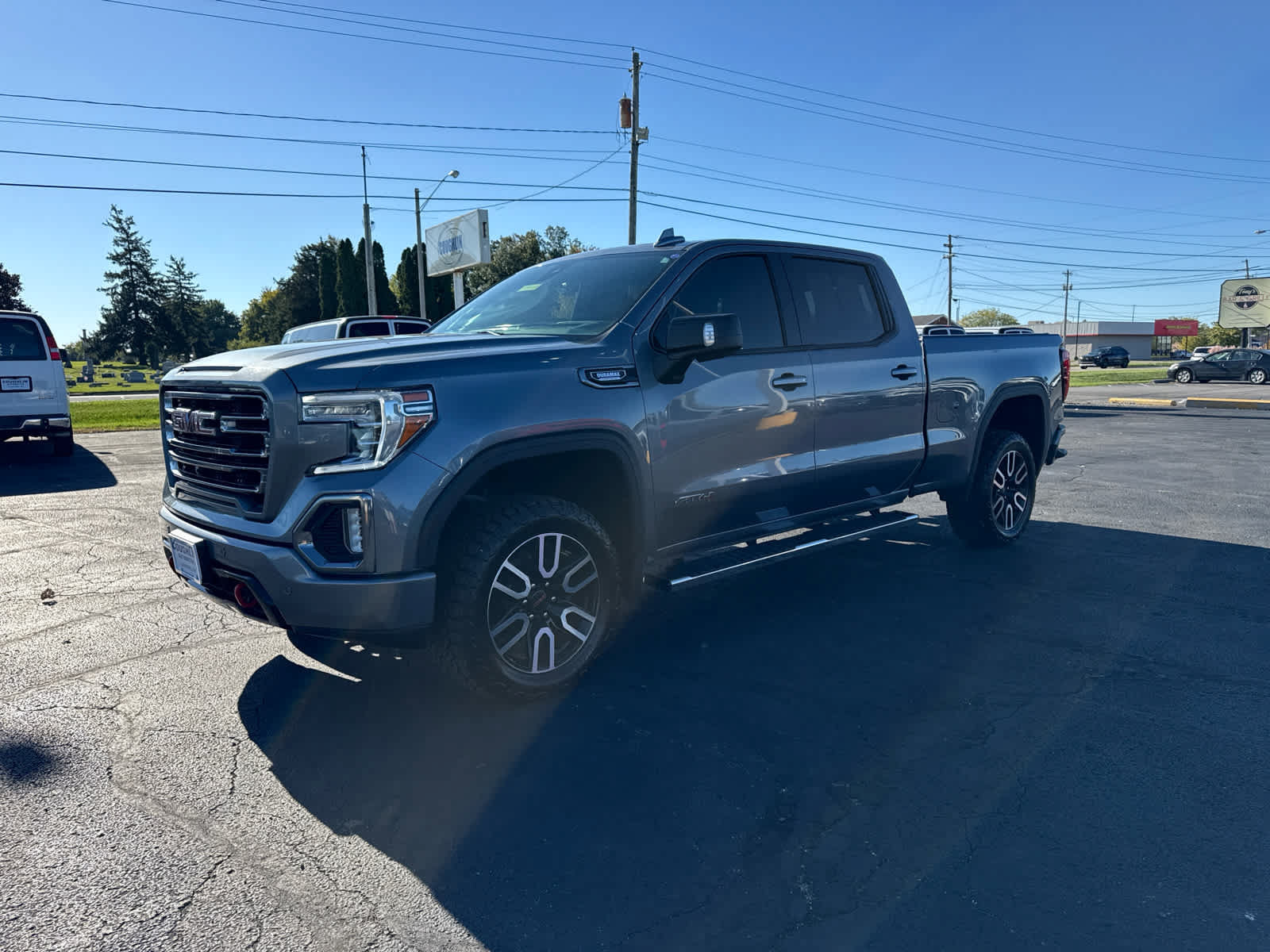 Certified 2021 GMC Sierra 1500 AT4 w/ AT4 Value Package AWD/4WD image 1