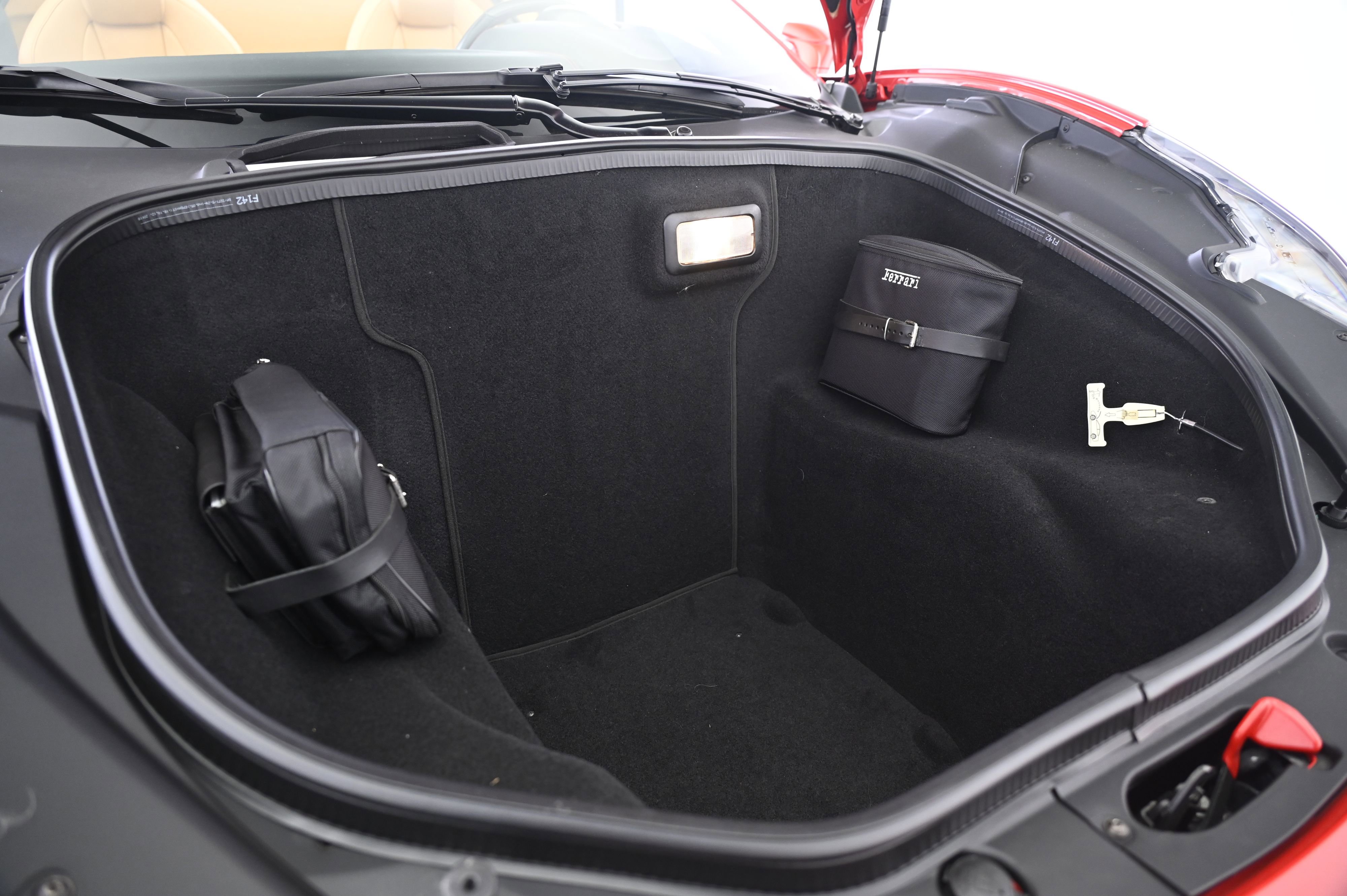 Used 2013 Ferrari 458 Spider image 19