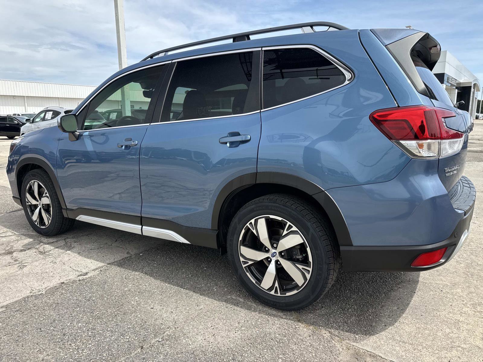 Used 2020 Subaru Forester Touring w/ Popular Package #2 AWD/4WD image 6