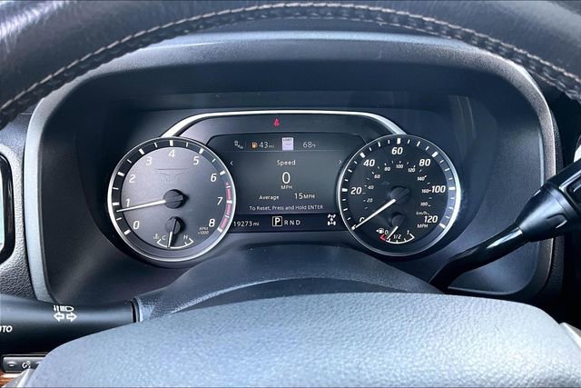 Used 2022 Nissan Titan Platinum Reserve w/ Moonroof Package AWD/4WD image 12