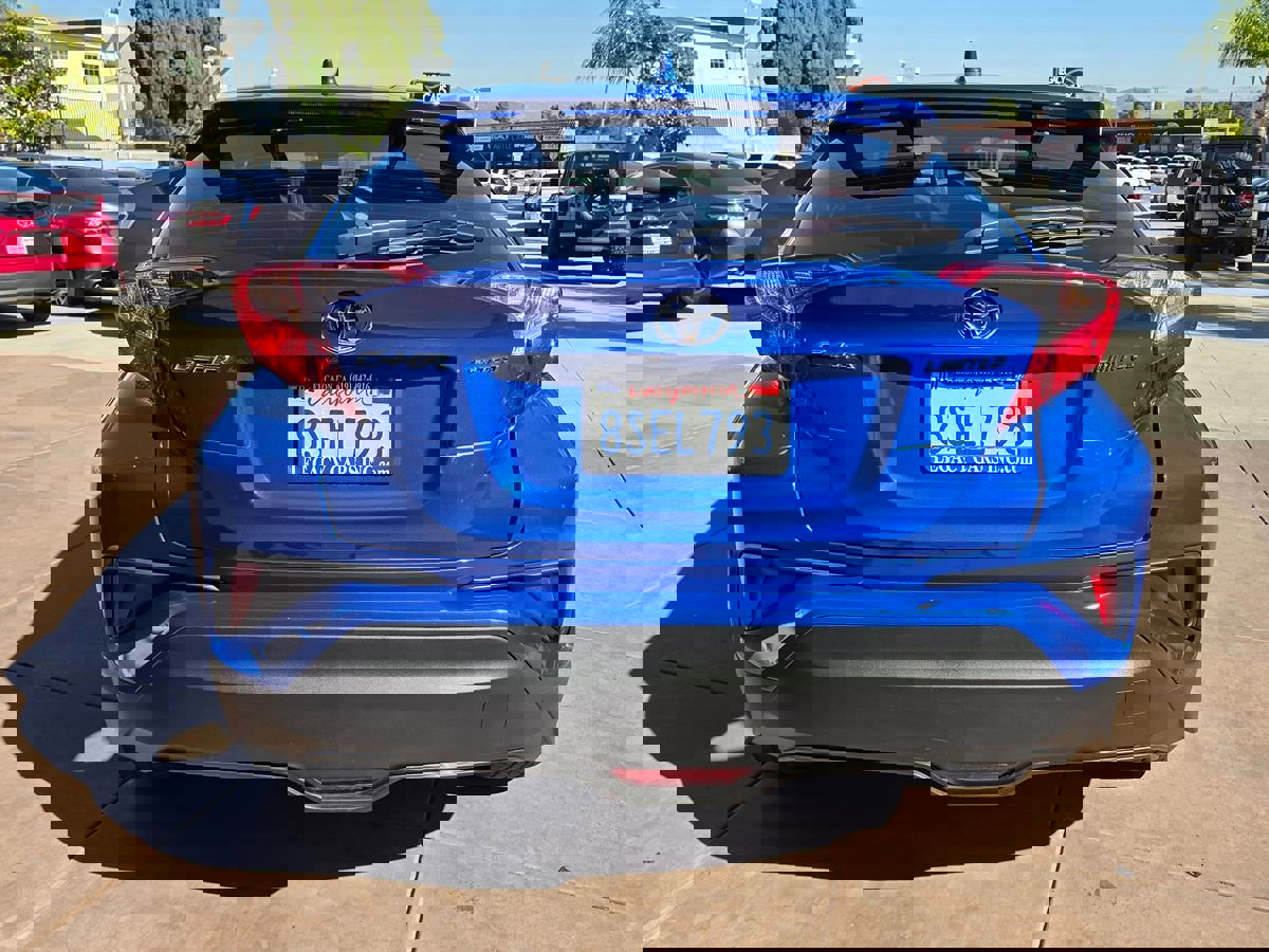 Used 2020 Toyota C-HR Limited FWD image 12