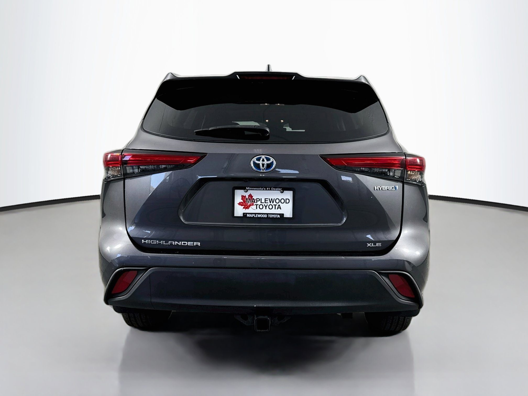 Used 2022 Toyota Highlander XLE AWD/4WD image 6