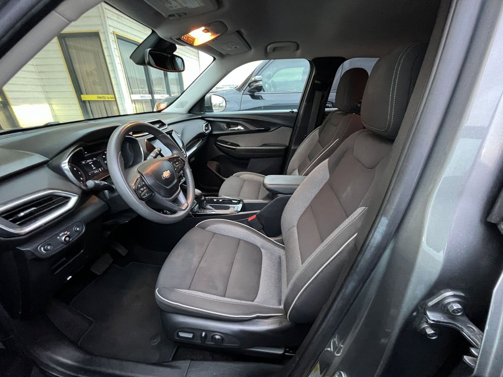 Used 2023 Chevrolet TrailBlazer LT w/ Convenience Package image 27