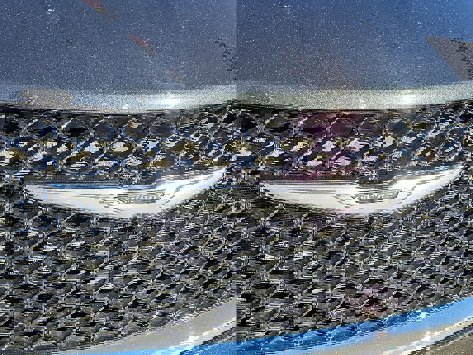 Used 2023 Chrysler Pacifica Touring-L image 13