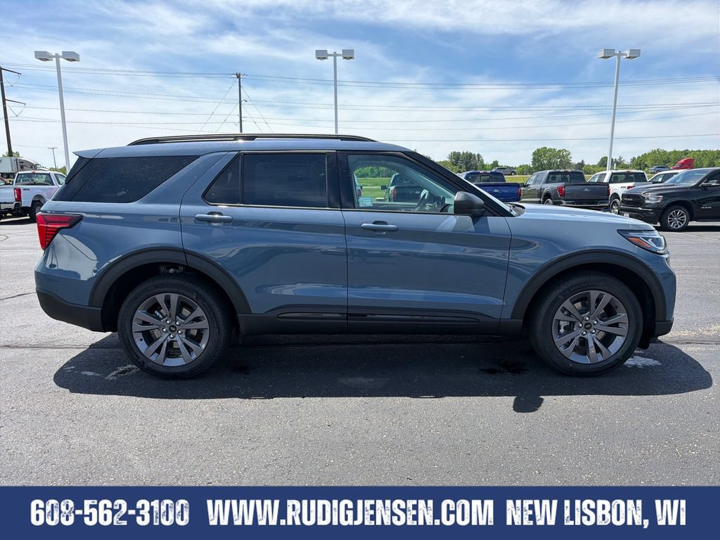 New 2026 Ford Explorer Active w/ Active Comfort Package AWD/4WD image 7