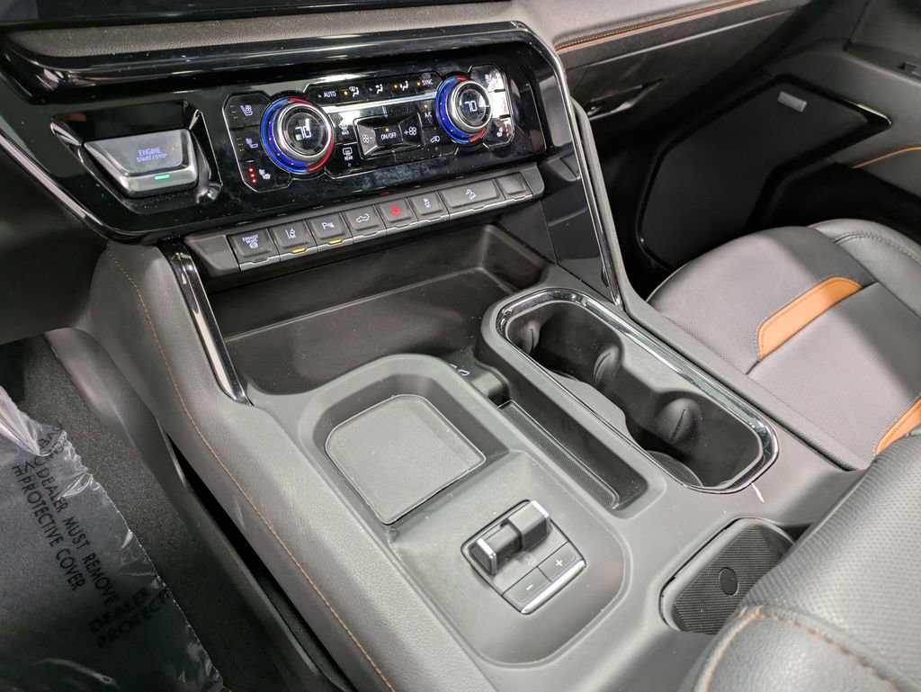 Used 2025 GMC Sierra 2500 AT4 w/ Technology Package image 15
