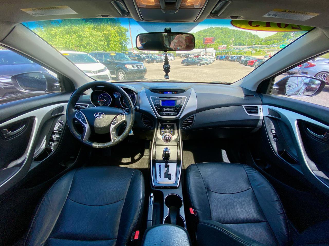 Used 2013 Hyundai Elantra Limited FWD image 16